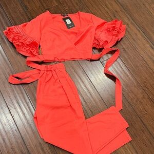 XS NWT Ruffle Sleeve Crop Top & High-Waist Pants Set -